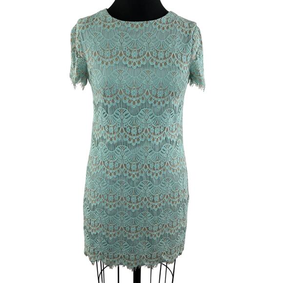 Cynthia Steffe Light Blue Short Sleeve Lace Overlay Women's Shift Dress Size 2 - Picture 1 of 10